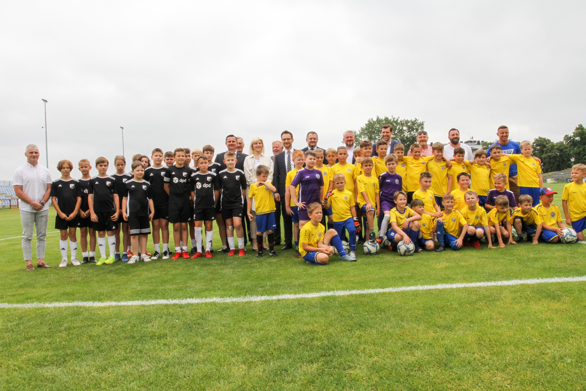 Umowa na przebudowę stadionu miejskiego w Skierniewicach podpisana