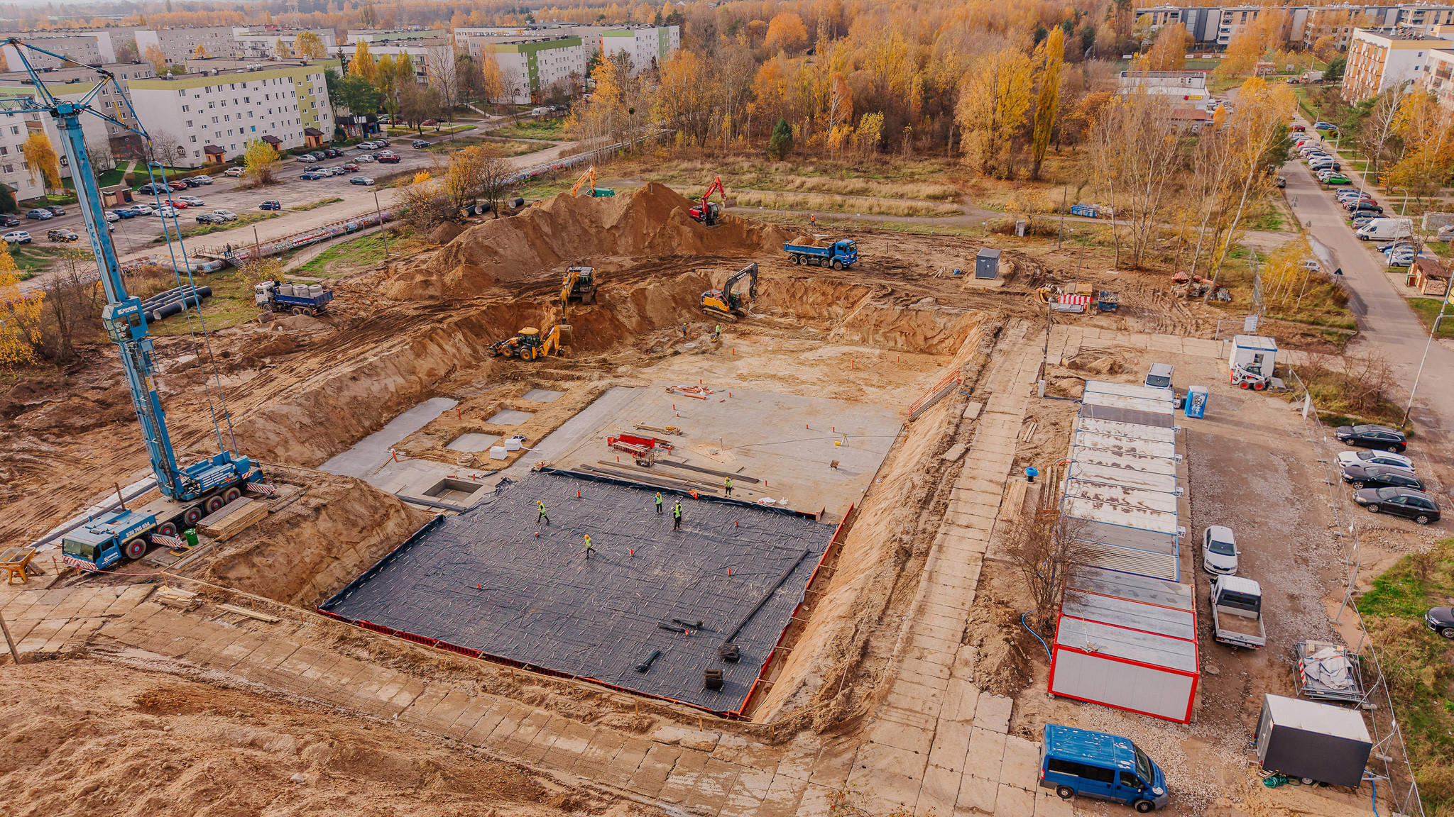 2025.11.05 Wylewanie płyty fundamentowej pod aquapark na Widzewia fotŻydowicz (2).jpg
