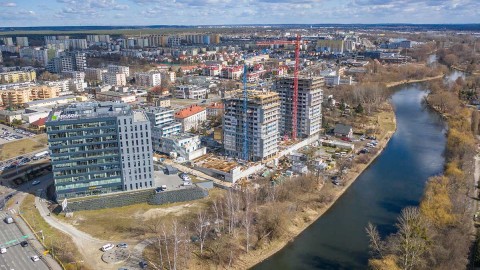Aura-Towers-2021-03-22-(3).jpg