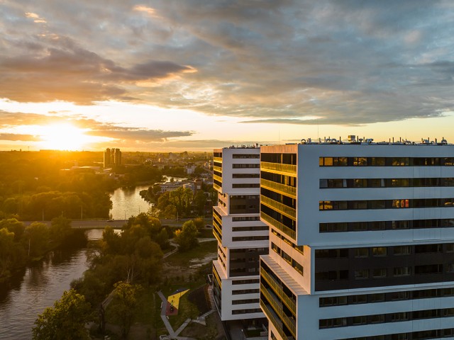 Aura Towers 2022-09-22 (6).jpg