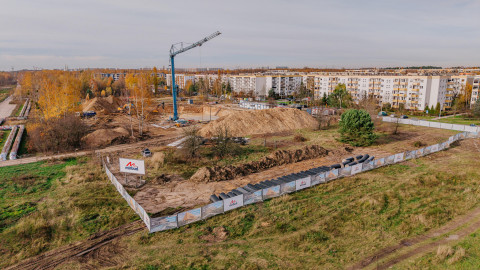 2025.11.05 Wylewanie płyty fundamentowej pod aquapark na Widzewia fotŻydowicz (5).jpg
